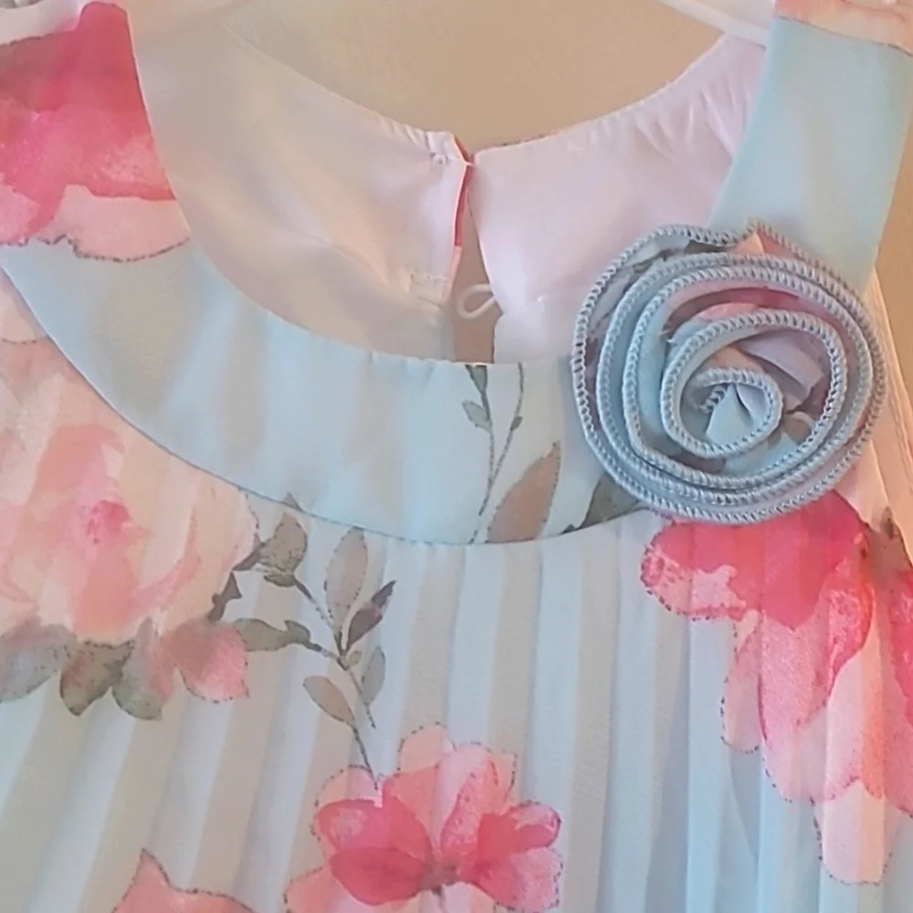 SOLD - Picture 2 of 5